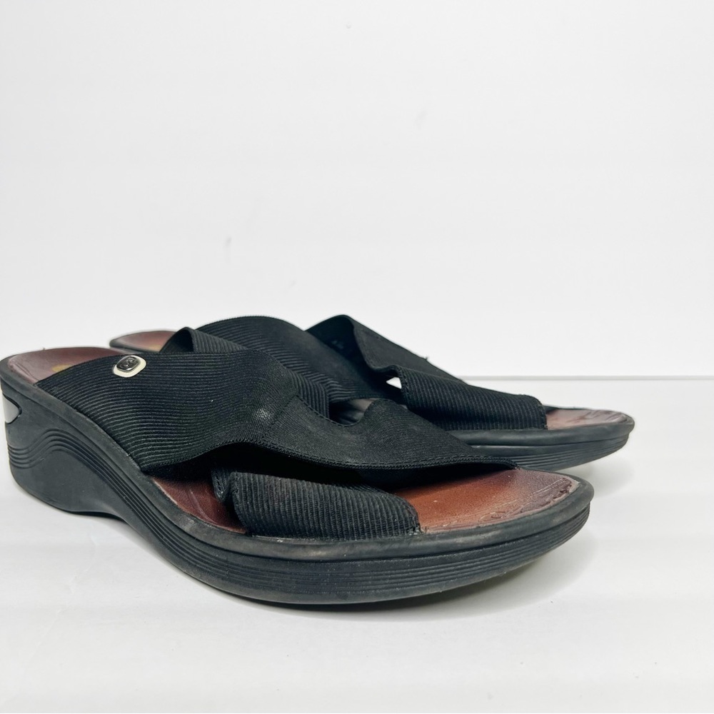 BZEES Desire Crisscross Platform Wedge Sandal Black Size 9.5 Women’s